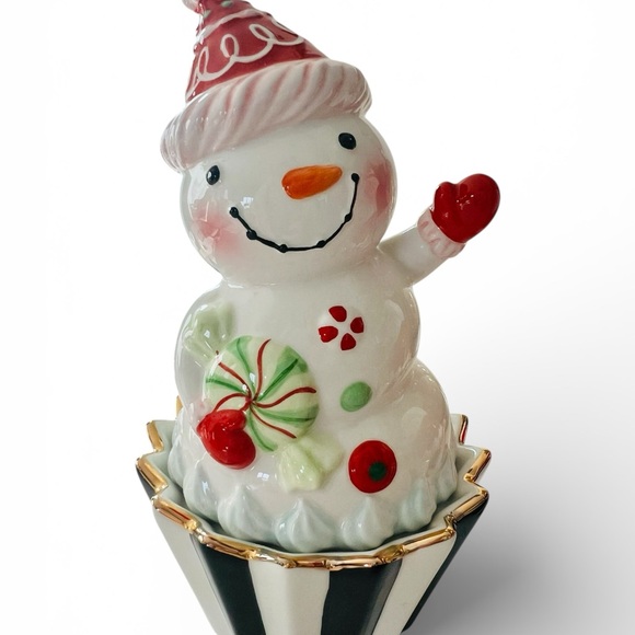 Mackenzie Childs Bake Shop Santa & Snowman Cupcake Boxes Set of 2 - Picture 2 of 7